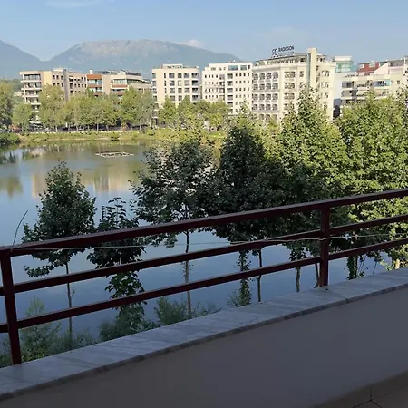 View 3 Bedroom Prime Location 公寓